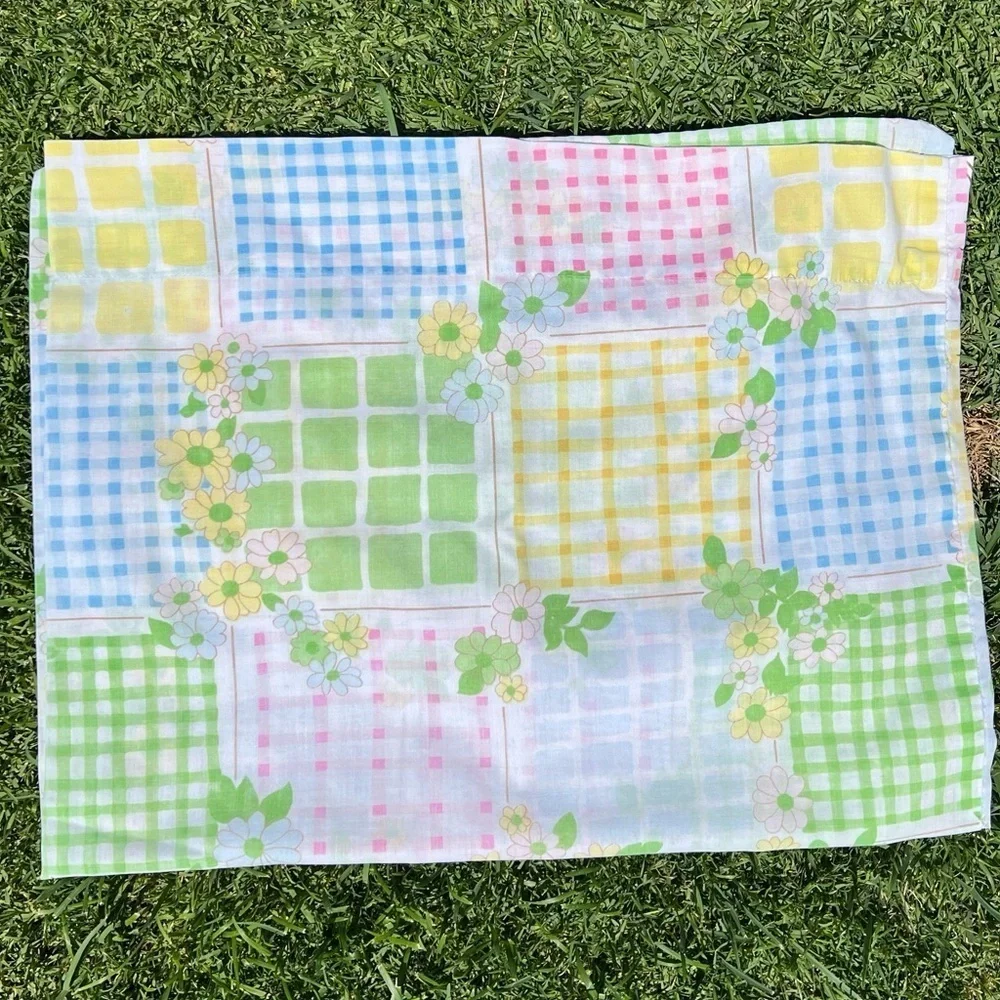 VTG Cannon Monticello Floral Patchwork Gingham 3-Piece Pillowcase Set 70s Cutter